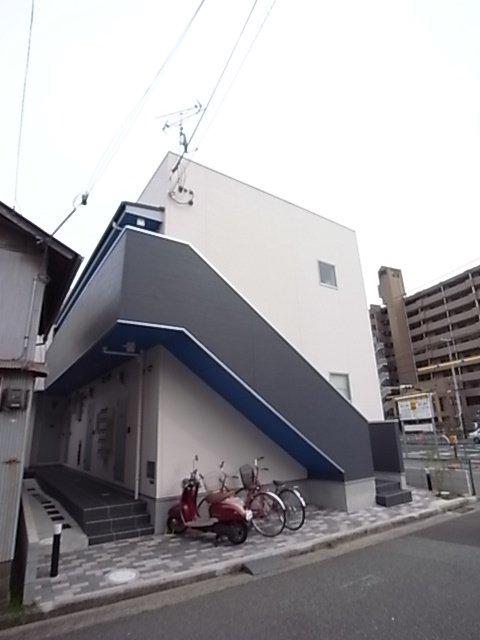 キューブハイツ