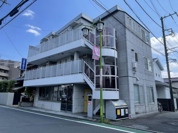 シューレ小金井