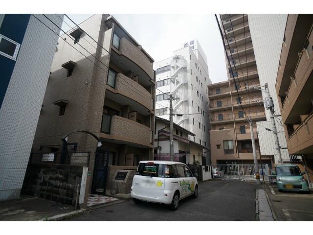 セレーノ県庁前
