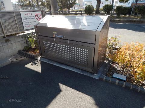 ヴィサージュ