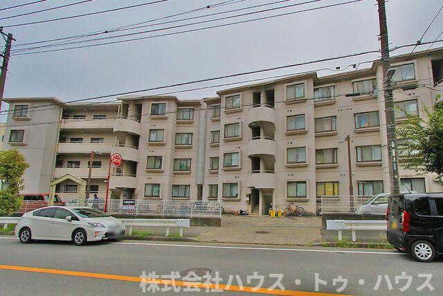 メゾンドベルウッドA