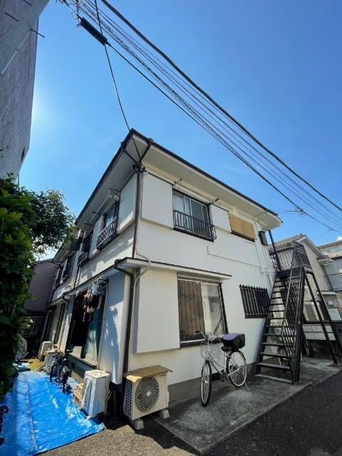 岸 荘