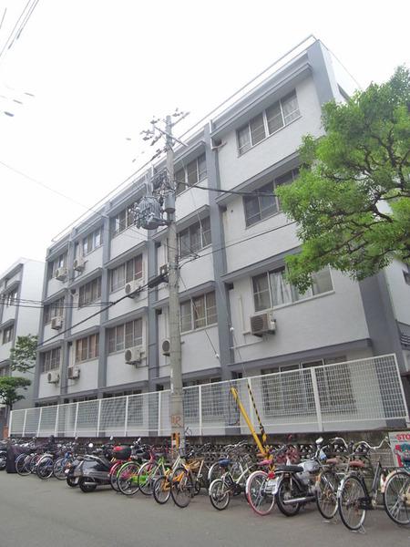 難波マンション