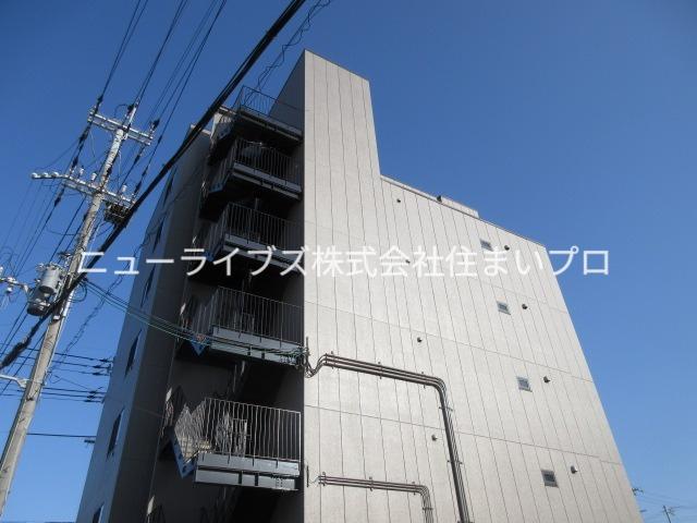 リュクスショーエイネヤガワミドリマチLUXESHOEINEYAGAW