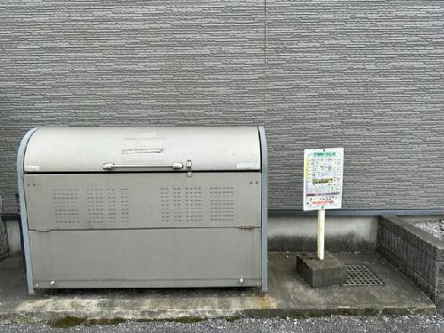 レオパレス楠