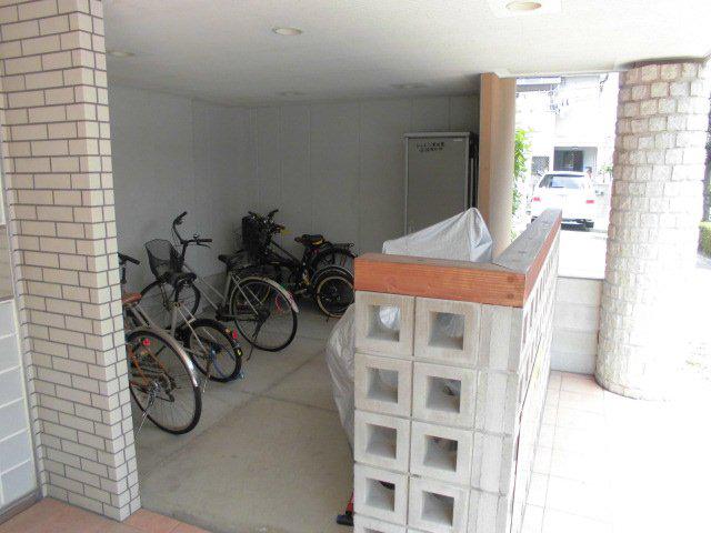 ジュエル曽根東