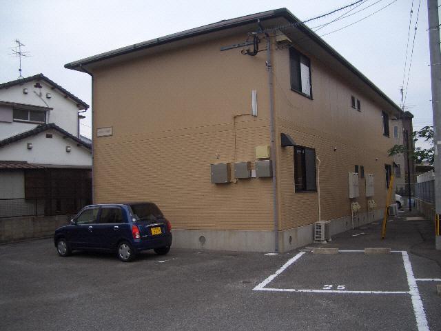ロイヤルガーデン永田C