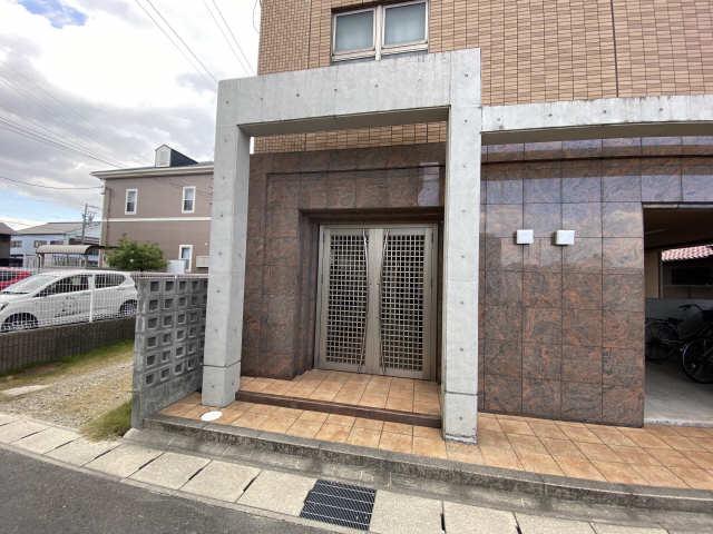 コート・メディオン