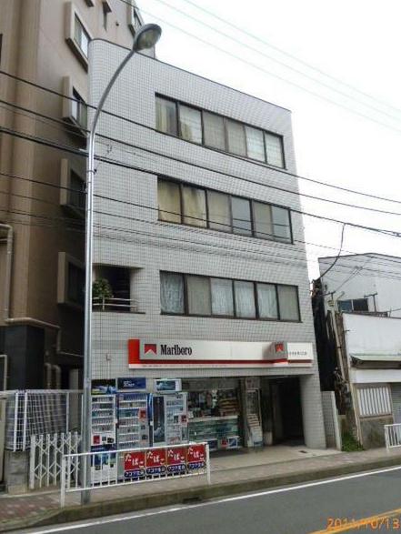 リーベオリサカ