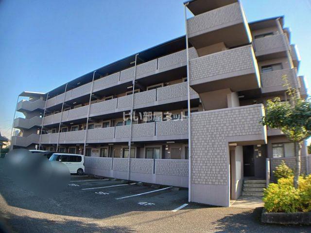 ラークビレッジ