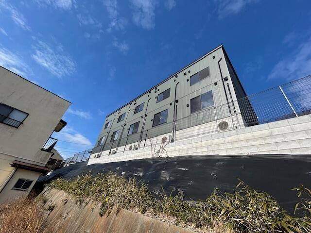 LMA HOUSE ONE