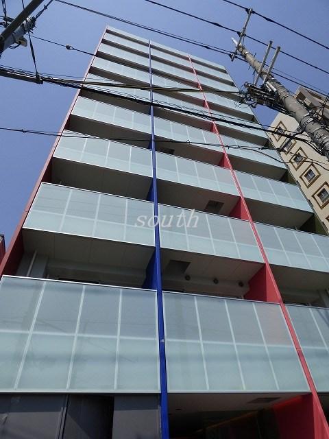 STRATA / ストラータ