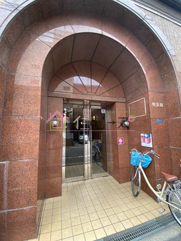 地下鉄四つ橋線 玉出駅 徒歩1分 8階建 築41年