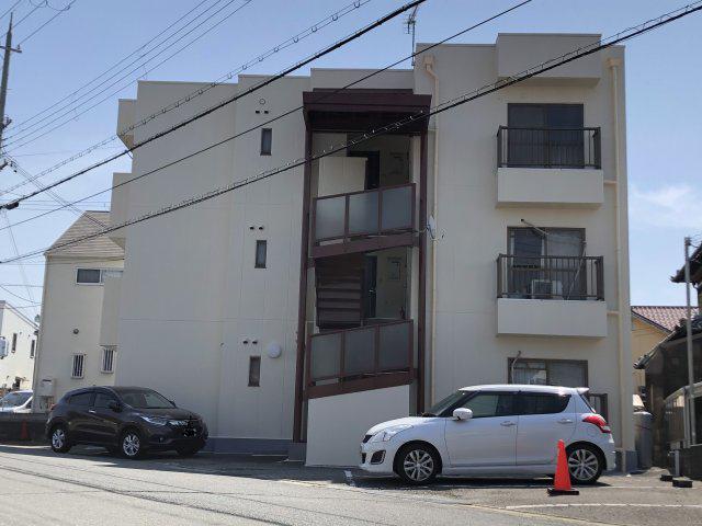 パインクレスト