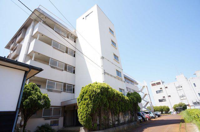 グリーンヒルズ新津