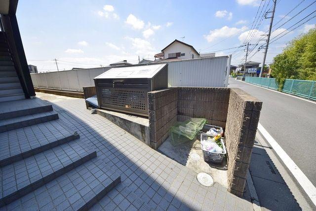 レオパレス三郷中央 清