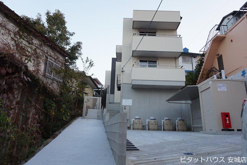 名鉄名古屋本線 東岡崎駅 徒歩8分 2階建 築9年