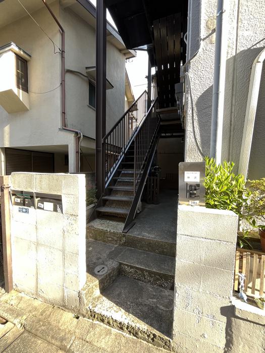 東急目黒線 大岡山駅 徒歩8分 3階建 築44年