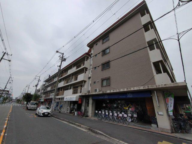 高井田ランプハウス