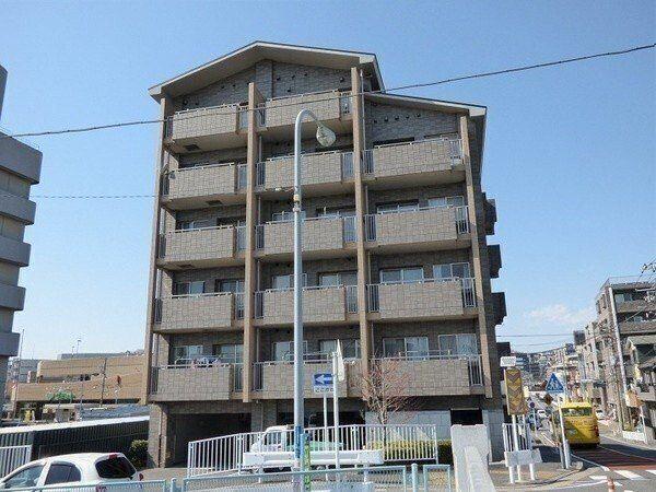 クラージュKAMAKURAYA