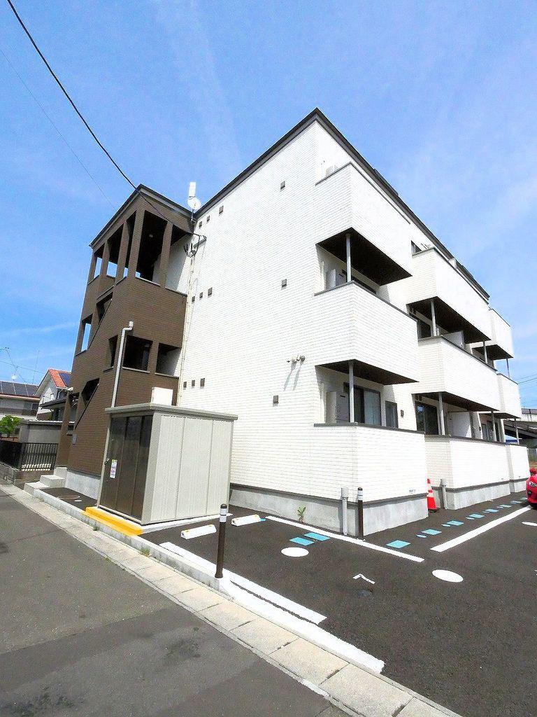 ANYRE高砂駅東II