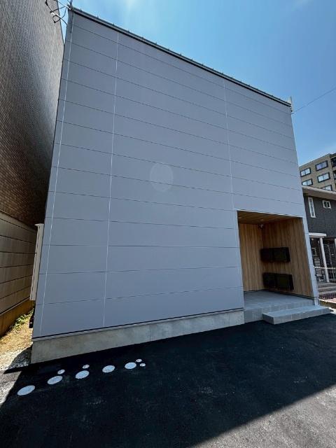 富山地鉄富山市内線 地鉄ビル前駅 徒歩6分 2階建 築1年