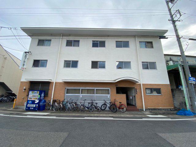 フラワーセンター管理棟ビル