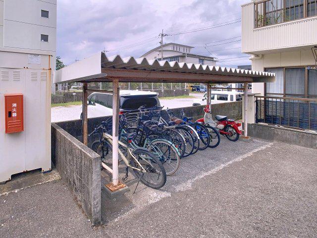 メナージュ B棟