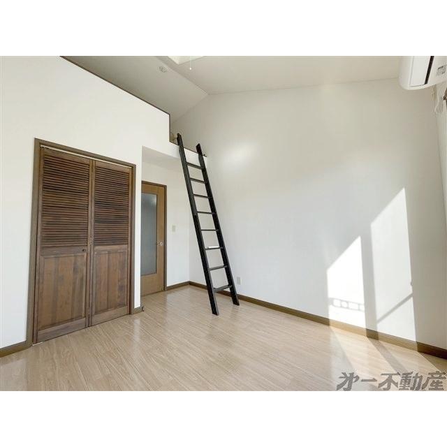 クレージュ山崎