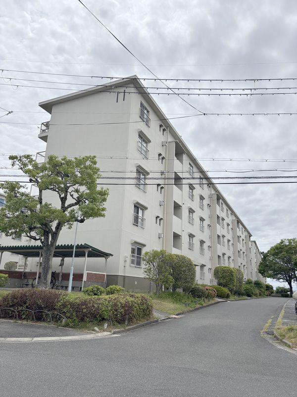山田池11号棟 2階