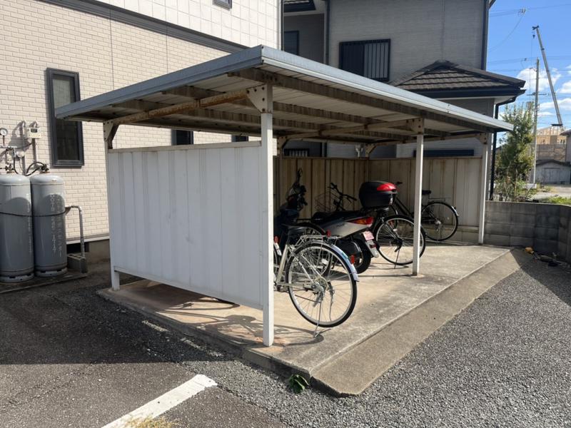 グリーンハイツ A棟