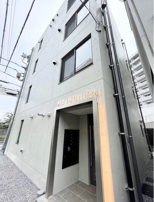 MAISON DE M メゾン・ド・エム