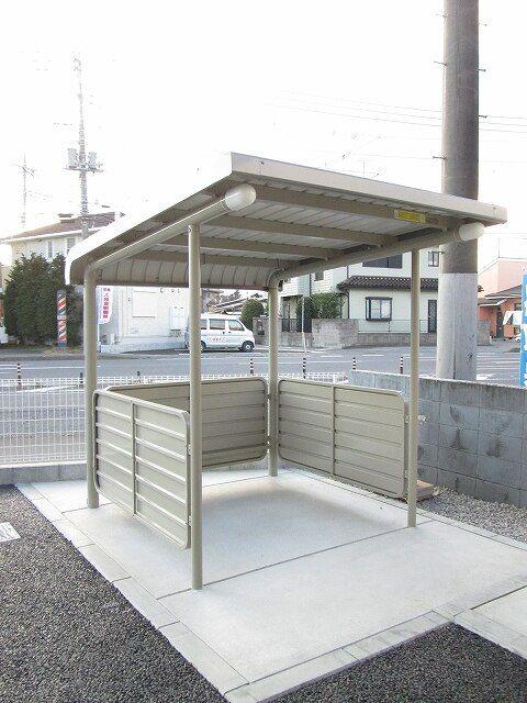メゾン トライアングル