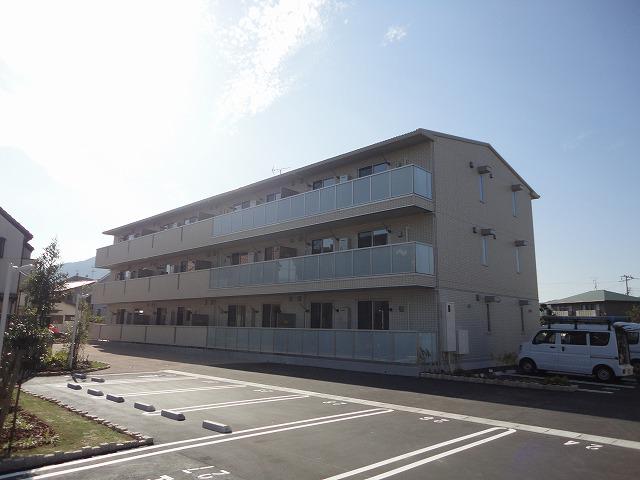 ボヌール・ロジュマンE棟(3LDK/1階)