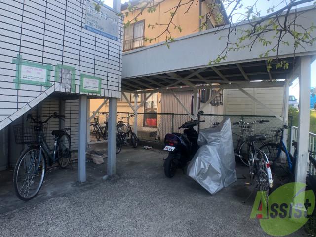 コートリバーサイド