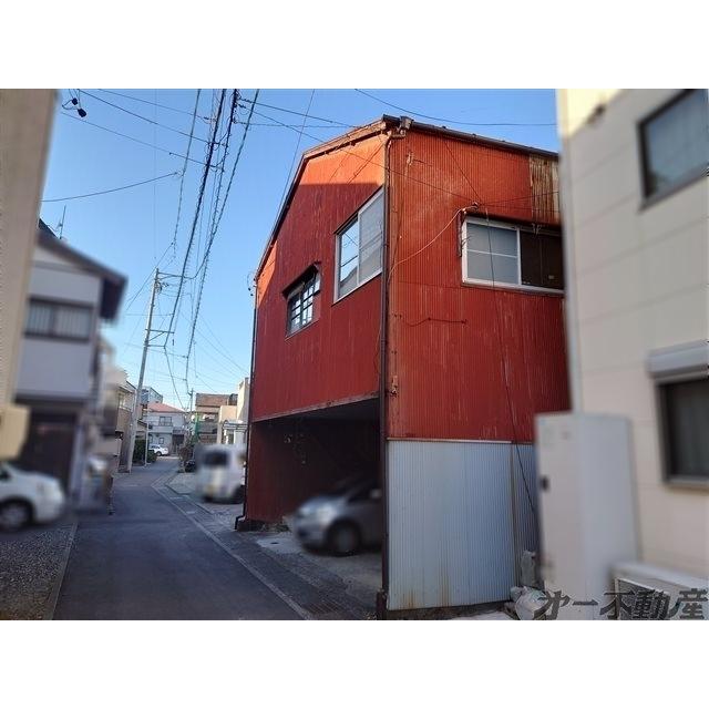 シカヤアパート