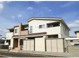 ファミーユ 川南