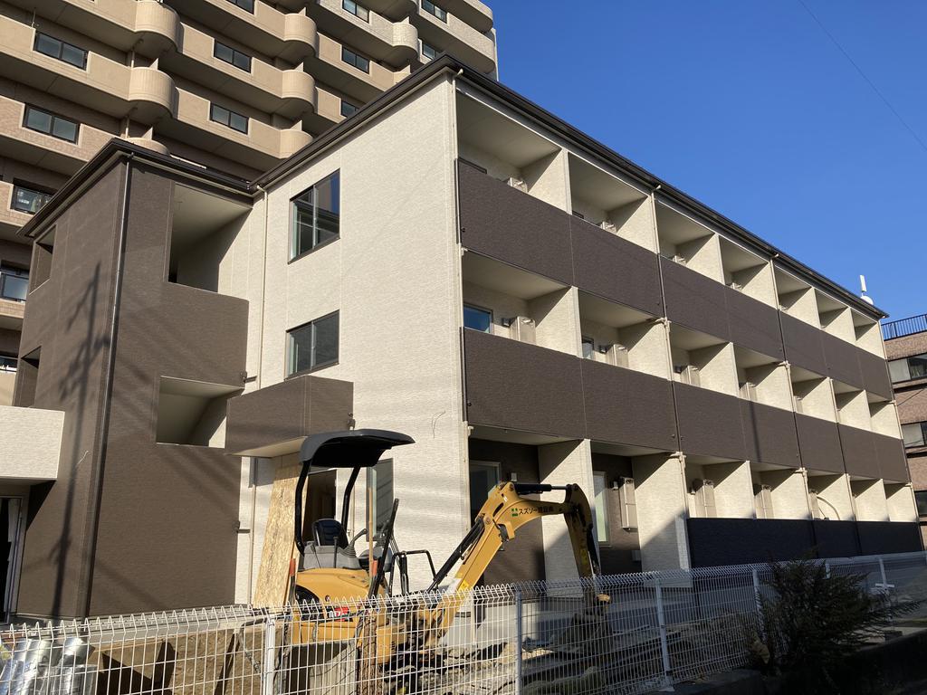 仙台市地下鉄南北線 泉中央駅 徒歩5分 3階建 築5年
