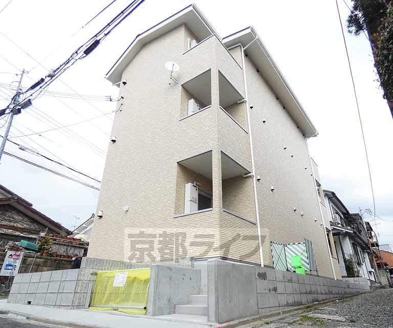 ハーモニーテラス深草坊町II