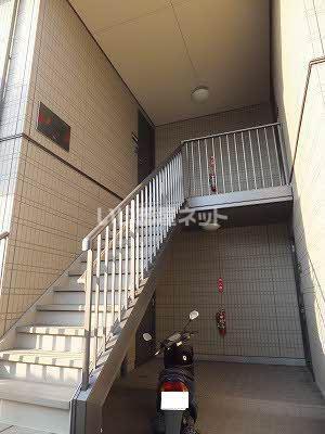 J-HOUSE
