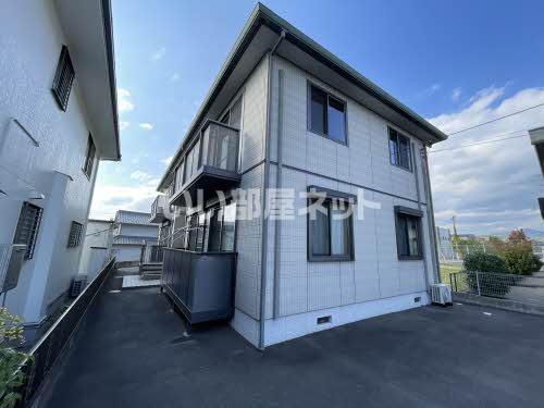 J-HOUSE