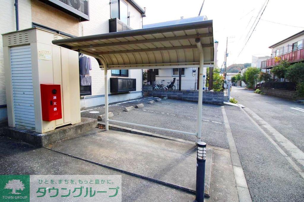 レオパレスラピスA