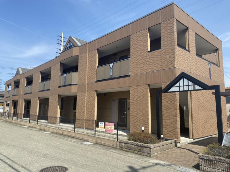 LEGACY GARDEN 壱番館(1LDK/1階)