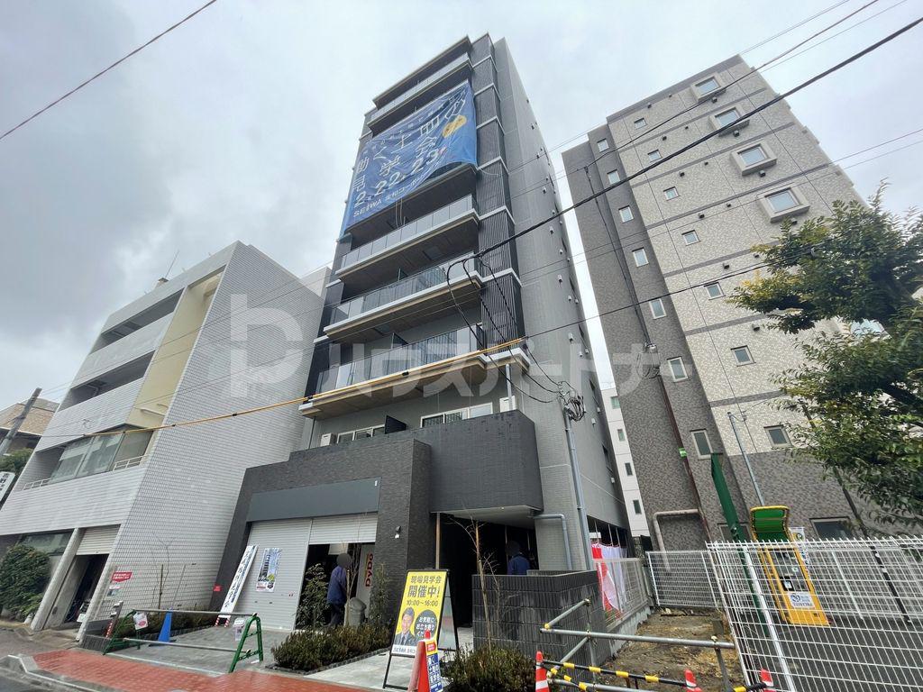 クレストソシア