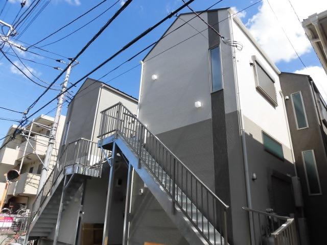 プラージュ鶴間