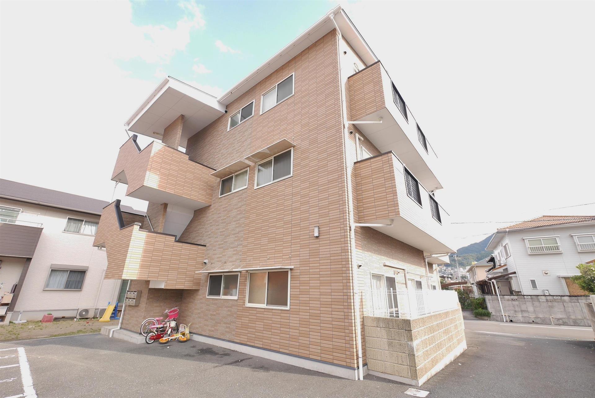 ロージュマン山内