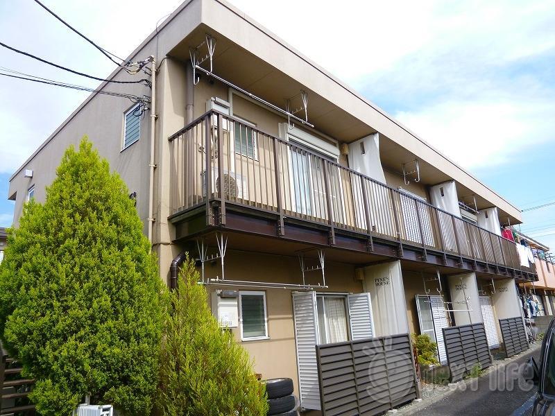 パインズハウス