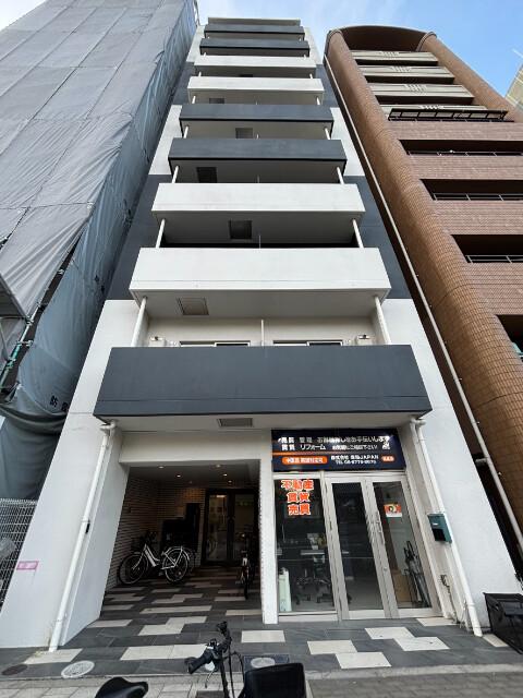 モノトーン難波