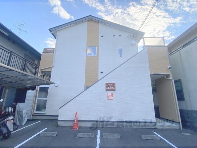 ホリーズ・ハウス