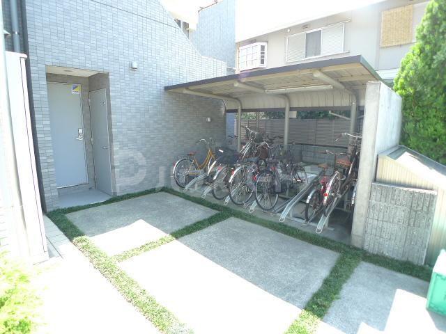 スコラタワー